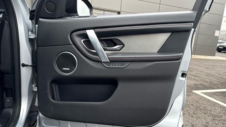 Land Rover Discovery Sport 2.0 D200 R-Dynamic HSE 5dr Auto [5 Seat] Diesel Station Wagon